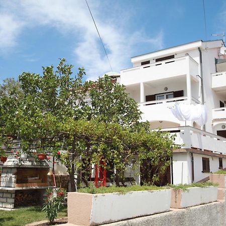 Apartments Goga Baska  Luaran gambar